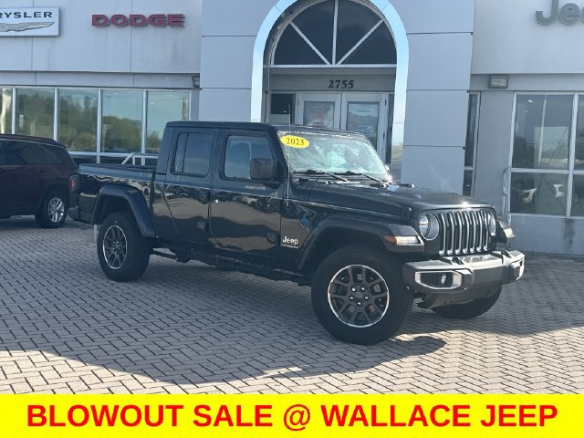 Certified 2023 Jeep Gladiator Overland AWD/4WD image 2