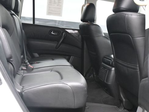 Used 2021 Nissan Armada SV RWD image 11