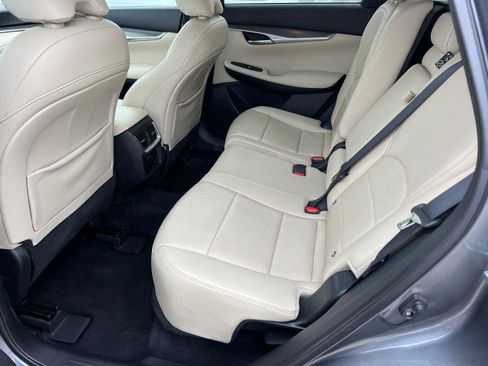 Used 2022 INFINITI QX50 Luxe image 21