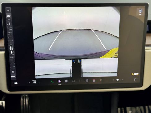 Used 2022 Tesla Model S image 33