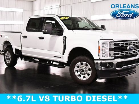 Used 2024 Ford F350 XLT image 1