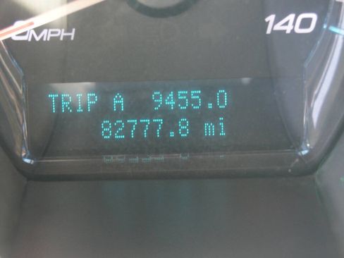 Used 2010 Ford Taurus SEL image 14