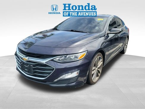 Used 2022 Chevrolet Malibu Premier FWD image 3