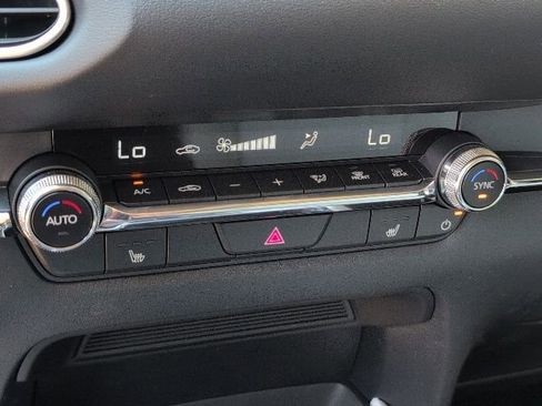 Used 2025 MAZDA CX-30 AWD 2.5 S w/ Premium Package image 32