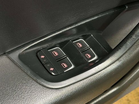 Used 2015 Audi A6 3.0T Prestige w/ Prestige Package image 12