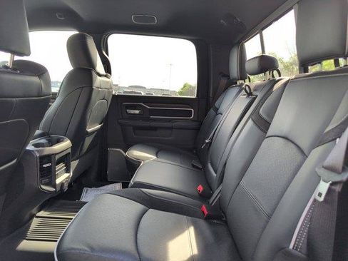 New 2026 RAM 2500 Laramie AWD/4WD image 35