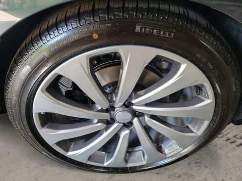 Used 2025 Land Rover Range Rover SE AWD/4WD image 12