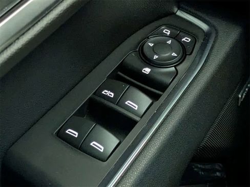 Used 2025 GMC Sierra 1500 Elevation w/ Preferred Package image 34