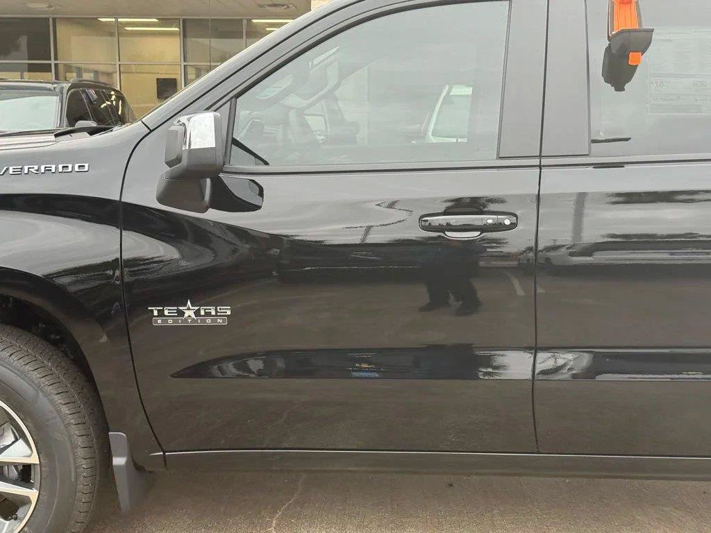 Used 2026 Chevrolet Silverado 1500 LT w/ Texas Edition Plus RWD image 18