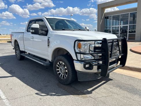 Used 2020 Ford F250 Lariat AWD/4WD image 3