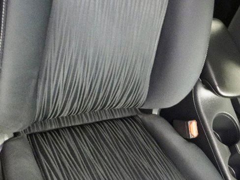 Used 2016 Nissan Sentra SV w/ Style Package image 9