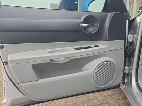 Used 2006 Dodge Charger SRT8 w/ SRT Option Group II image 14