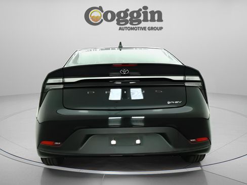 New 2026 Toyota Prius Plug-In Hybrid image 13