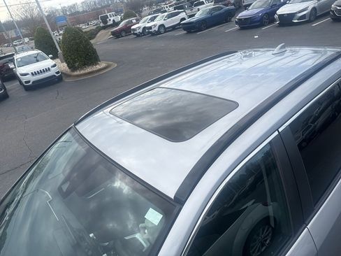 Certified 2022 Toyota RAV4 XLE w/ Convenience Package image 12