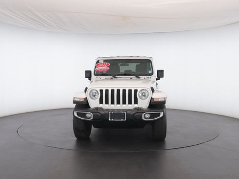 Certified 2021 Jeep Wrangler Unlimited Sahara w/ Cold Weather Group image 35