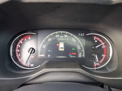 Used 2024 Toyota RAV4 XLE w/ Convenience Package FWD image 17