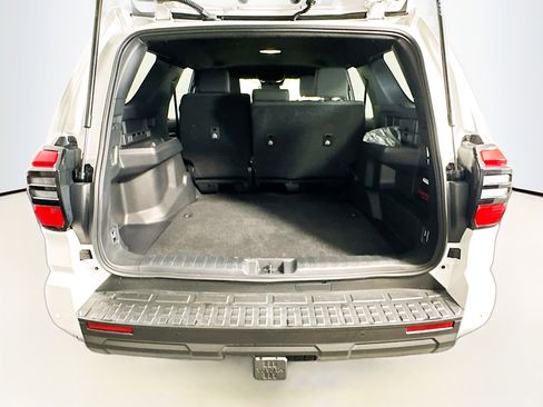 Used 2025 Toyota 4Runner TRD Off-Road image 30