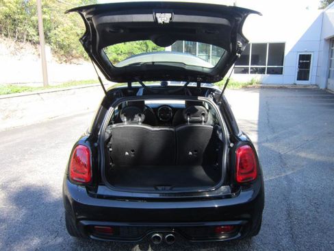 Used 2015 MINI Cooper S image 29