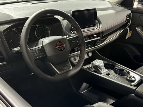 New 2026 Nissan Rogue SV image 19