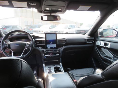 Used 2020 Ford Explorer ST w/ ST Street Pack AWD/4WD image 32