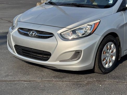 Used 2015 Hyundai Accent GLS image 29
