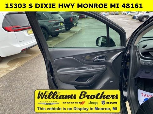 Used 2018 Buick Encore Premium w/ Experience Buick Package image 11