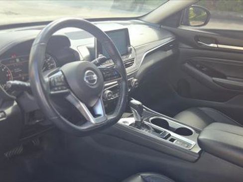 Used 2021 Nissan Altima 2.5 SL FWD image 13
