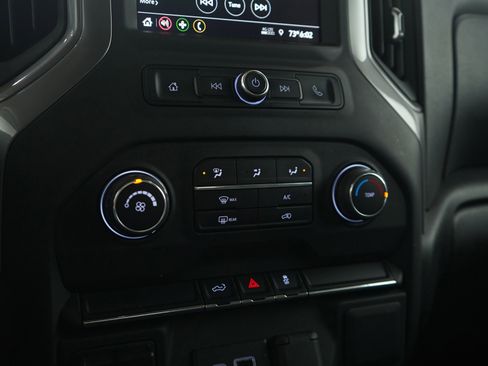 Used 2021 Chevrolet Silverado 1500 Custom image 24