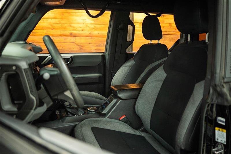 Used 2022 Ford Bronco 4-Door w/ Sasquatch Package AWD/4WD image 9