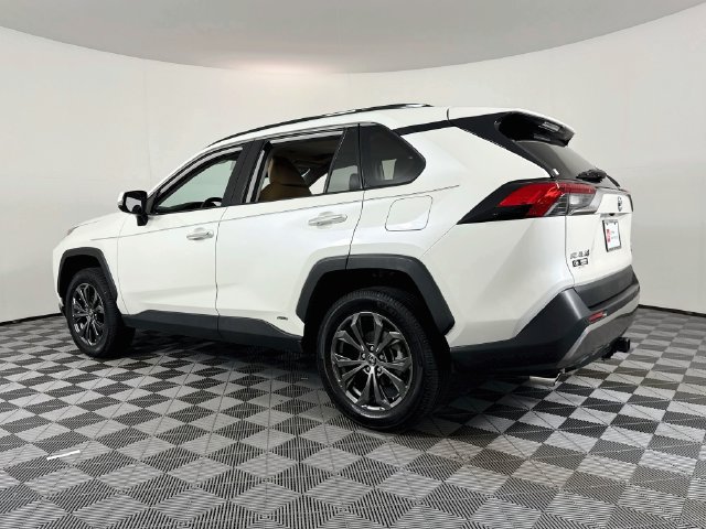 Used 2022 Toyota RAV4 Limited AWD/4WD image 21