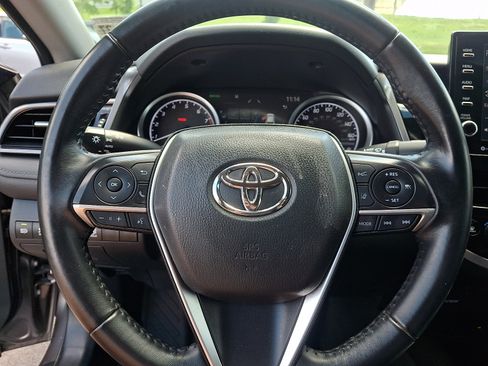 Used 2022 Toyota Camry XLE AWD/4WD image 25