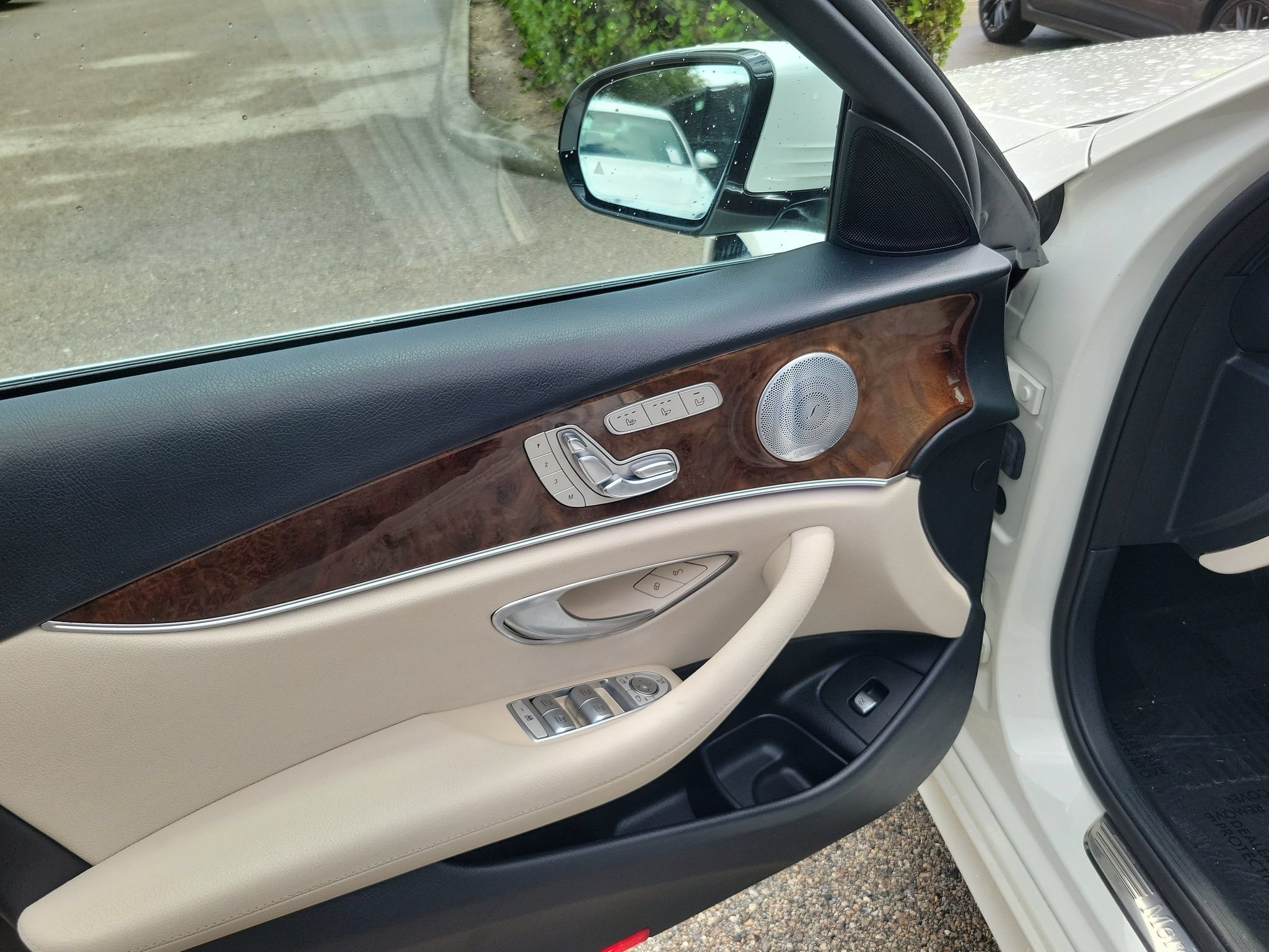 Used 2018 Mercedes-Benz E 300 image 19