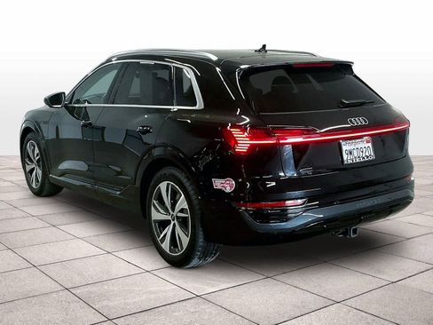 Certified 2024 Audi Q8 e-tron Premium Plus w/ Premium Plus Package AWD/4WD image 14
