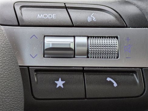 Used 2025 Hyundai Kona SEL image 31