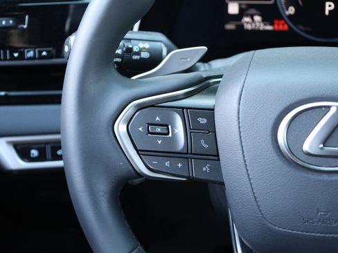Used 2024 Lexus RX 350 FWD w/ Technology Package image 17