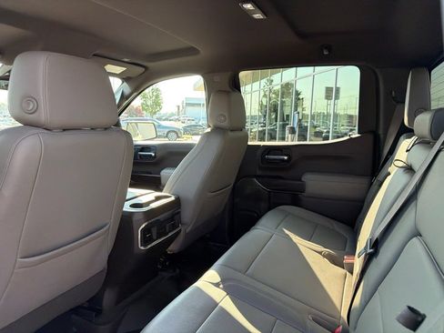 Used 2022 GMC Sierra 1500 SLT w/ SLT Premium Plus Package AWD/4WD image 27
