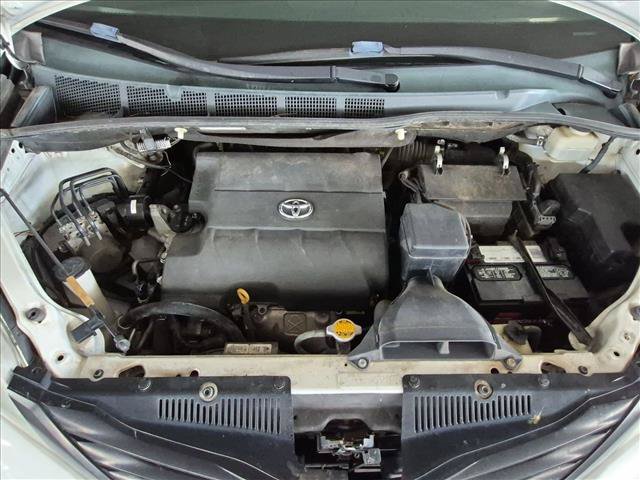 Used 2013 Toyota Sienna L FWD image 22