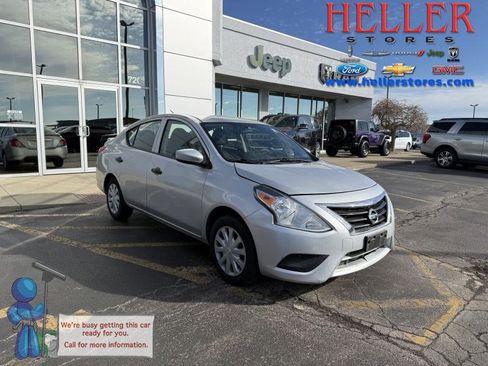 Used 2018 Nissan Versa S Plus image 1