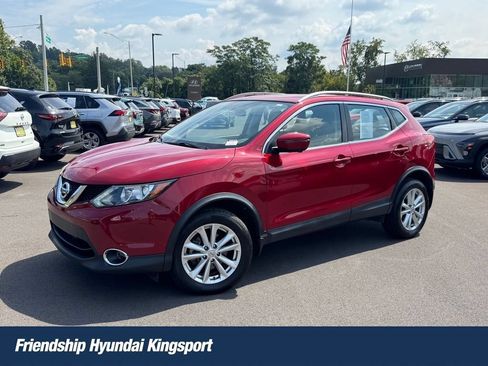 Used 2017 Nissan Rogue Sport SV w/ SV Premium Package AWD/4WD image 1