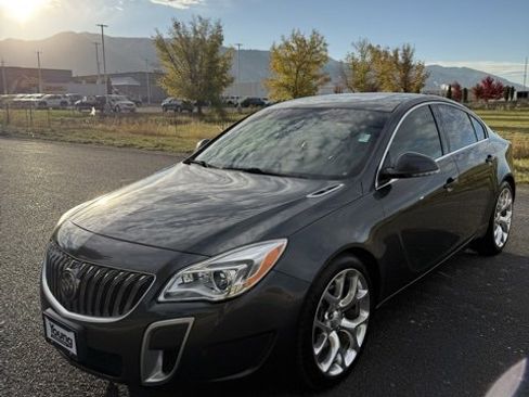 Used 2017 Buick Regal GS w/ Driver Confidence Package #2 image 2