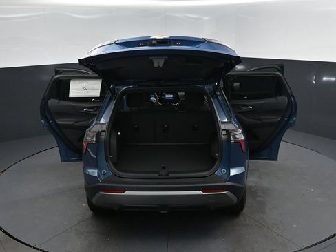New 2026 Chevrolet Equinox LT w/ Safety and Technology Package FWD image 44
