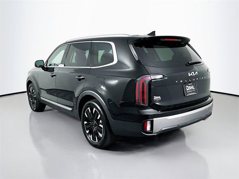 Used 2025 Kia Telluride SX Prestige image 8