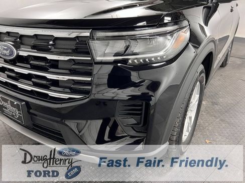 New 2026 Ford Explorer Active image 10