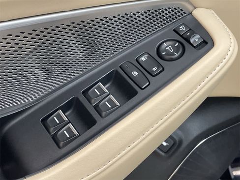 Used 2024 Acura MDX FWD w/ Technology Package image 18