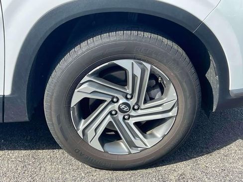 Used 2023 Hyundai Santa Fe SEL image 11