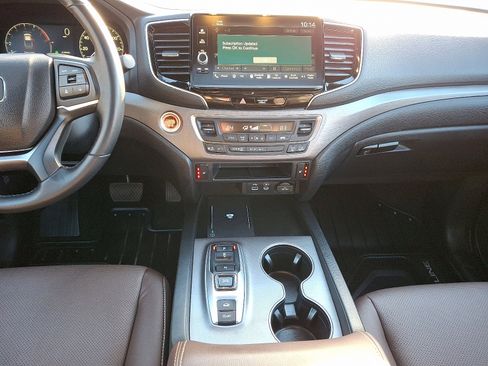 Certified 2024 Honda Ridgeline RTL image 15