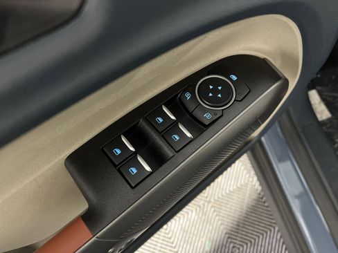 New 2025 Ford Maverick Lariat w/ 4K Tow Package image 15