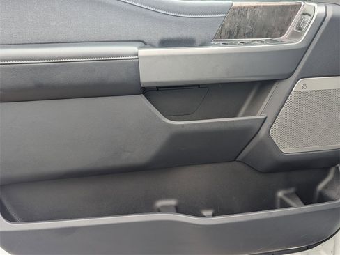 Used 2024 Ford F250 Lariat w/ Sport Appearance Package image 12