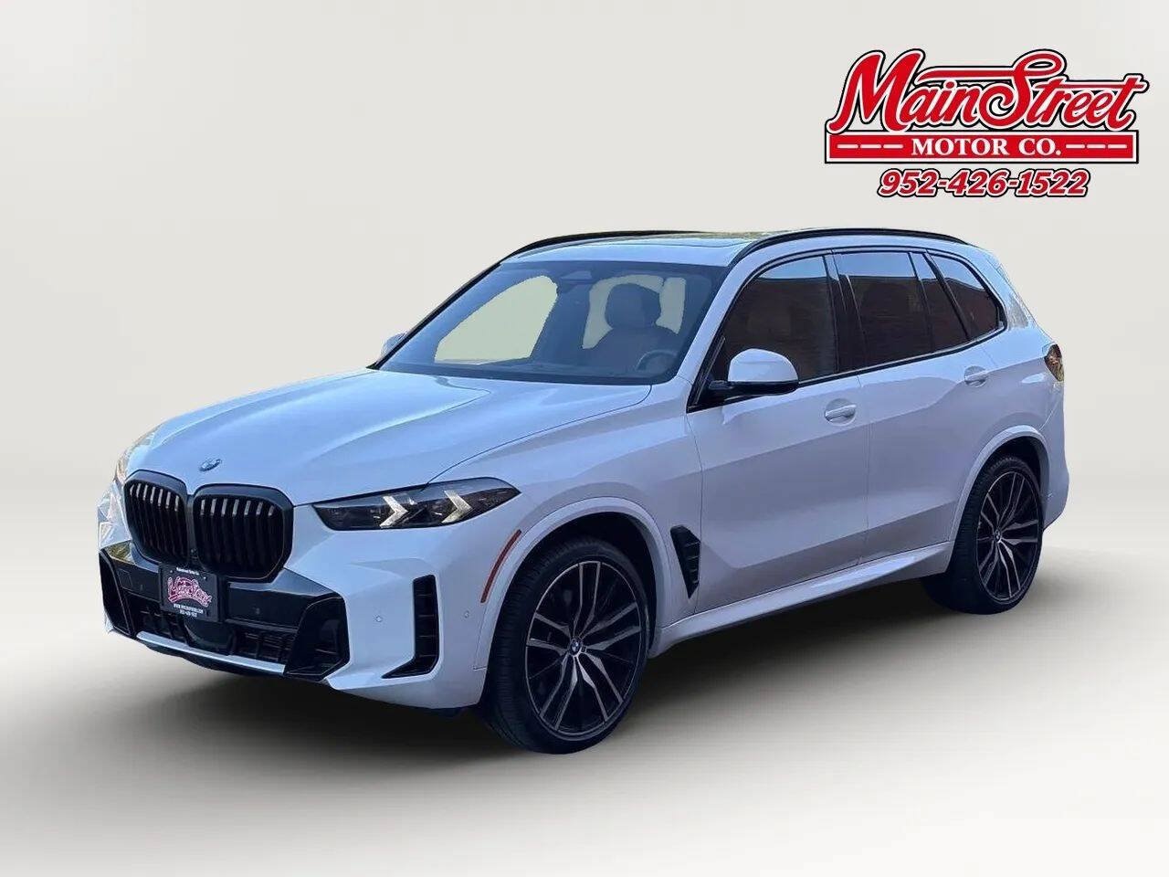 Used 2024 BMW X5 sDrive40i w/ M Sport Package RWD image 3