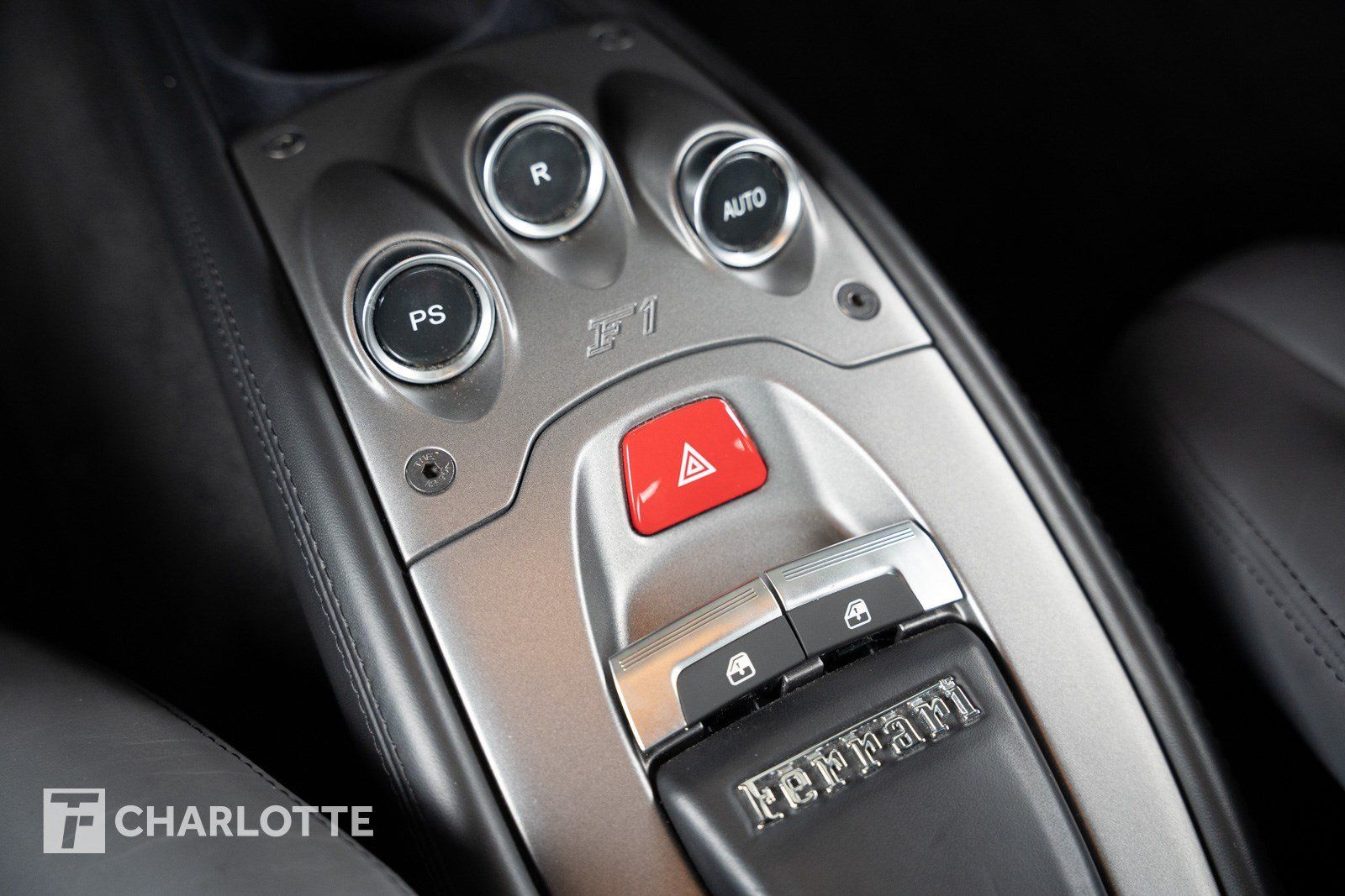 Used 2011 Ferrari 458 Italia Coupe RWD image 31
